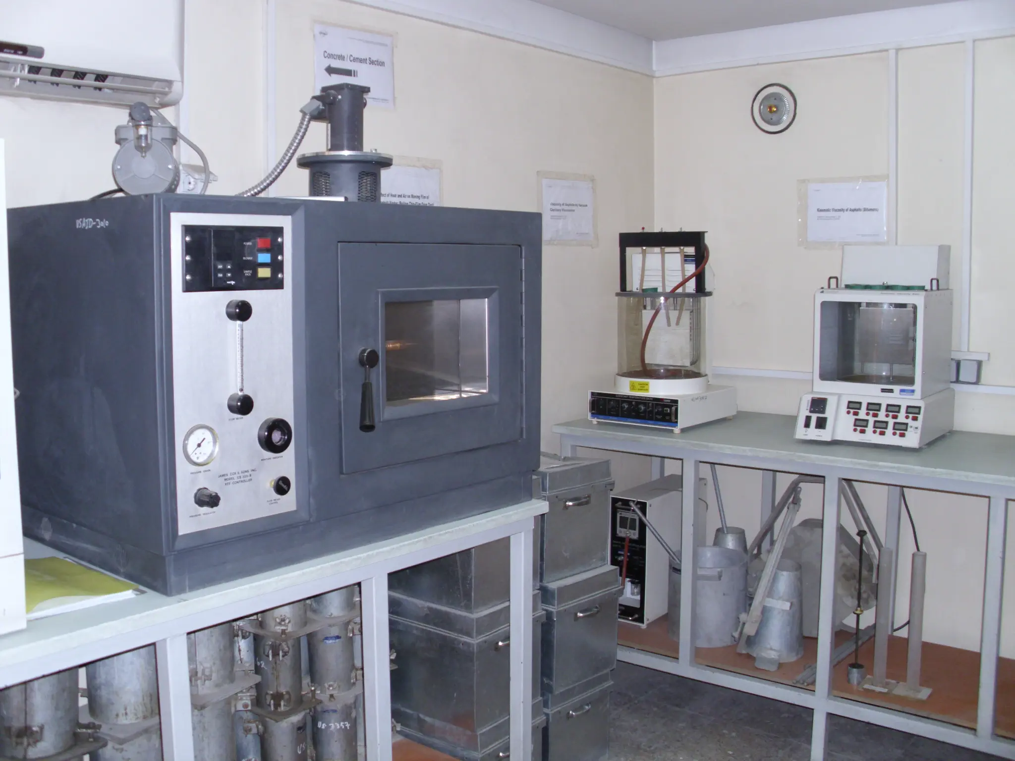 Field laboratory and training-context image from Dr. Rob's regional service archive